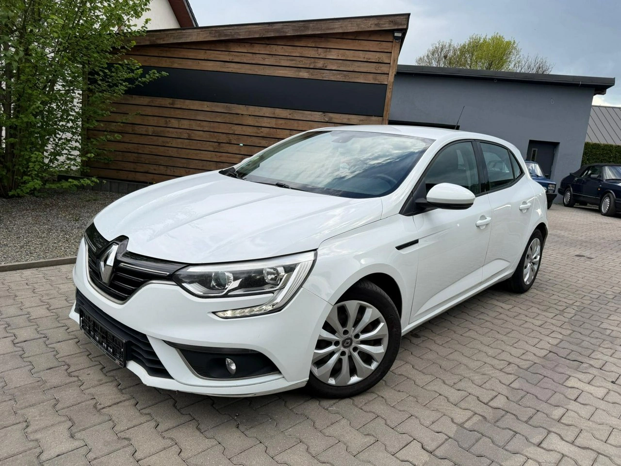 Renault inny - Główne zdjęcie