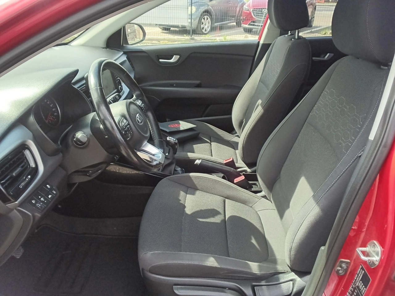 Kia Rio - Zdjęcie 11