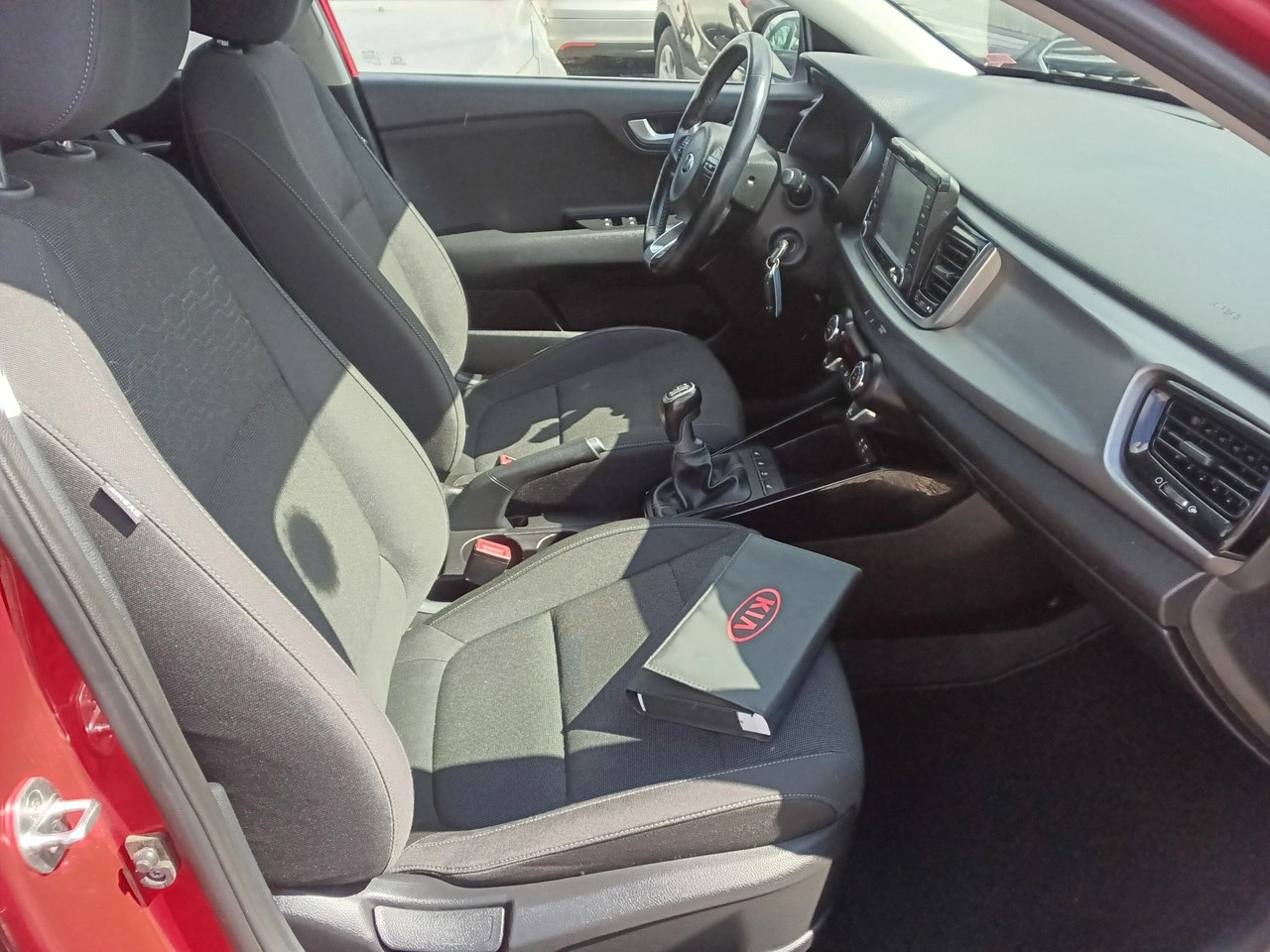 Kia Rio - Zdjęcie 14