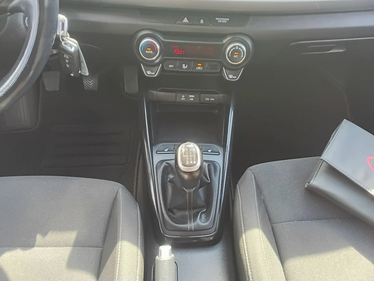 Kia Rio - Zdjęcie 15
