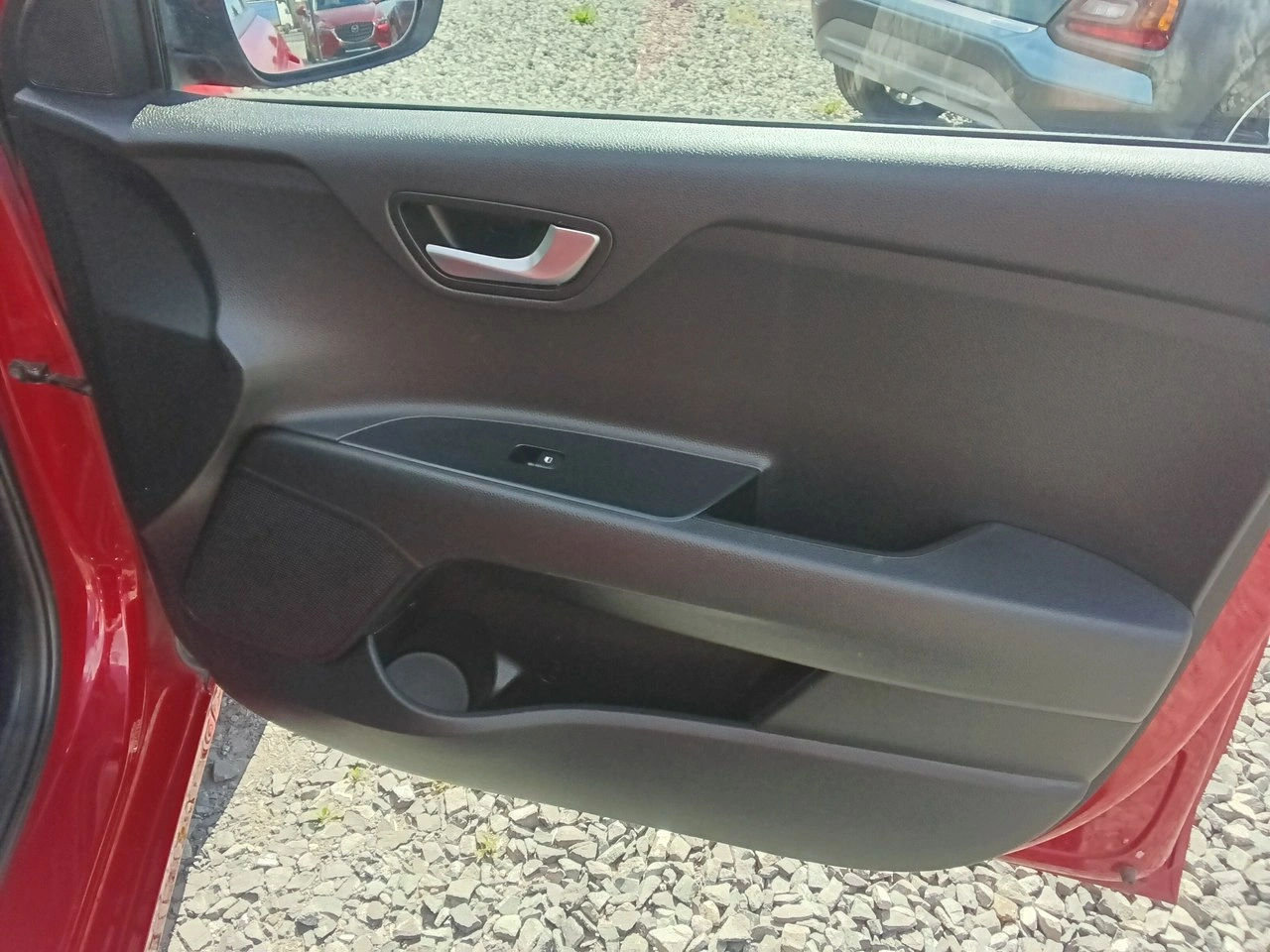 Kia Rio - Zdjęcie 28