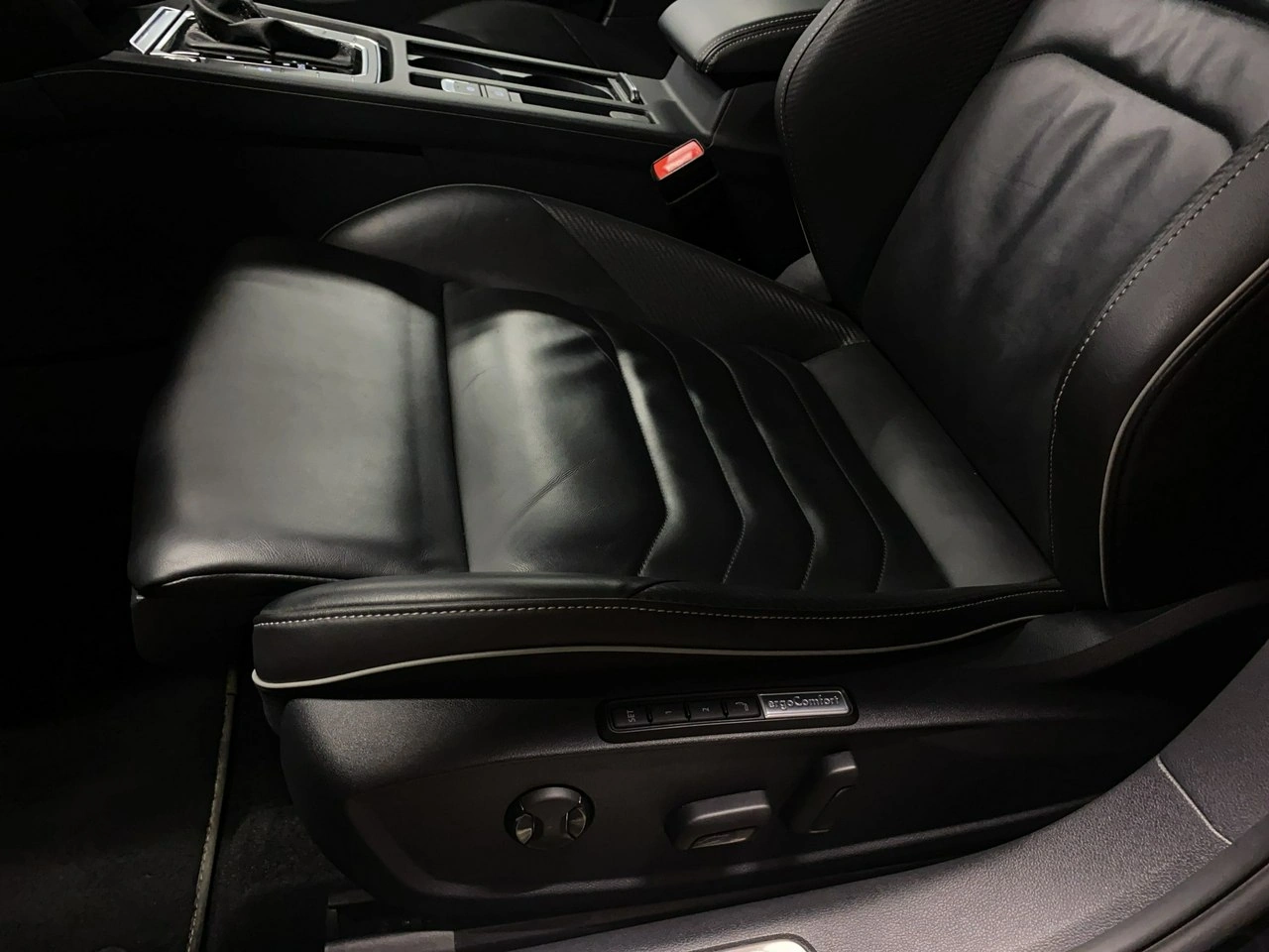 Volkswagen Arteon - Zdjęcie 12
