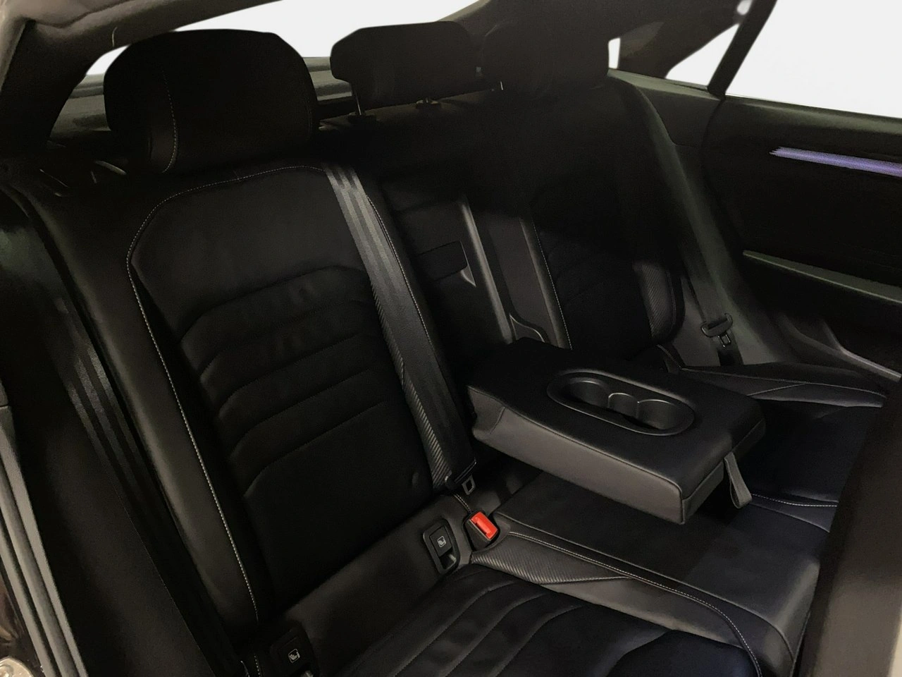Volkswagen Arteon - Zdjęcie 16