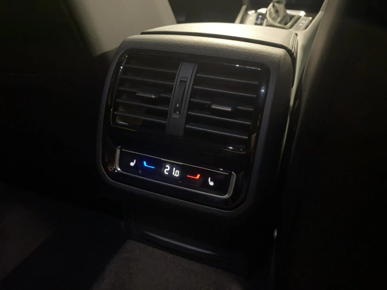 Volkswagen Arteon - Zdjęcie 17