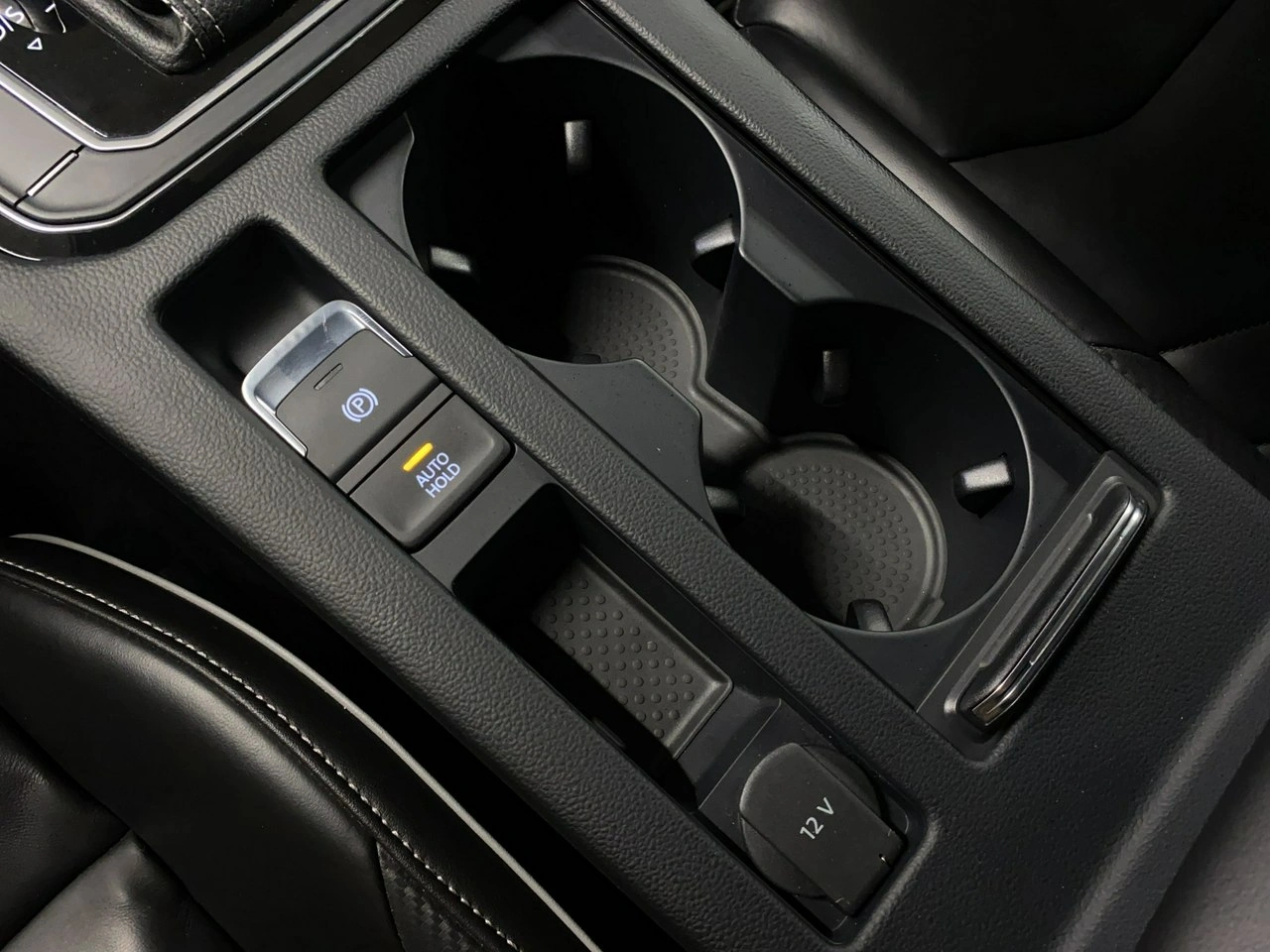 Volkswagen Arteon - Zdjęcie 35