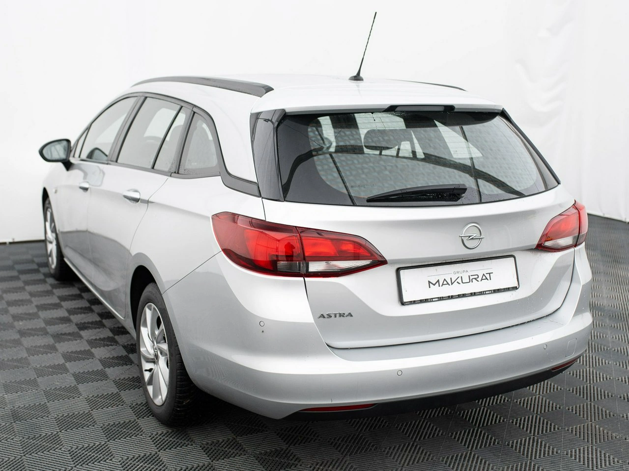 Opel Astra - Zdjęcie 3