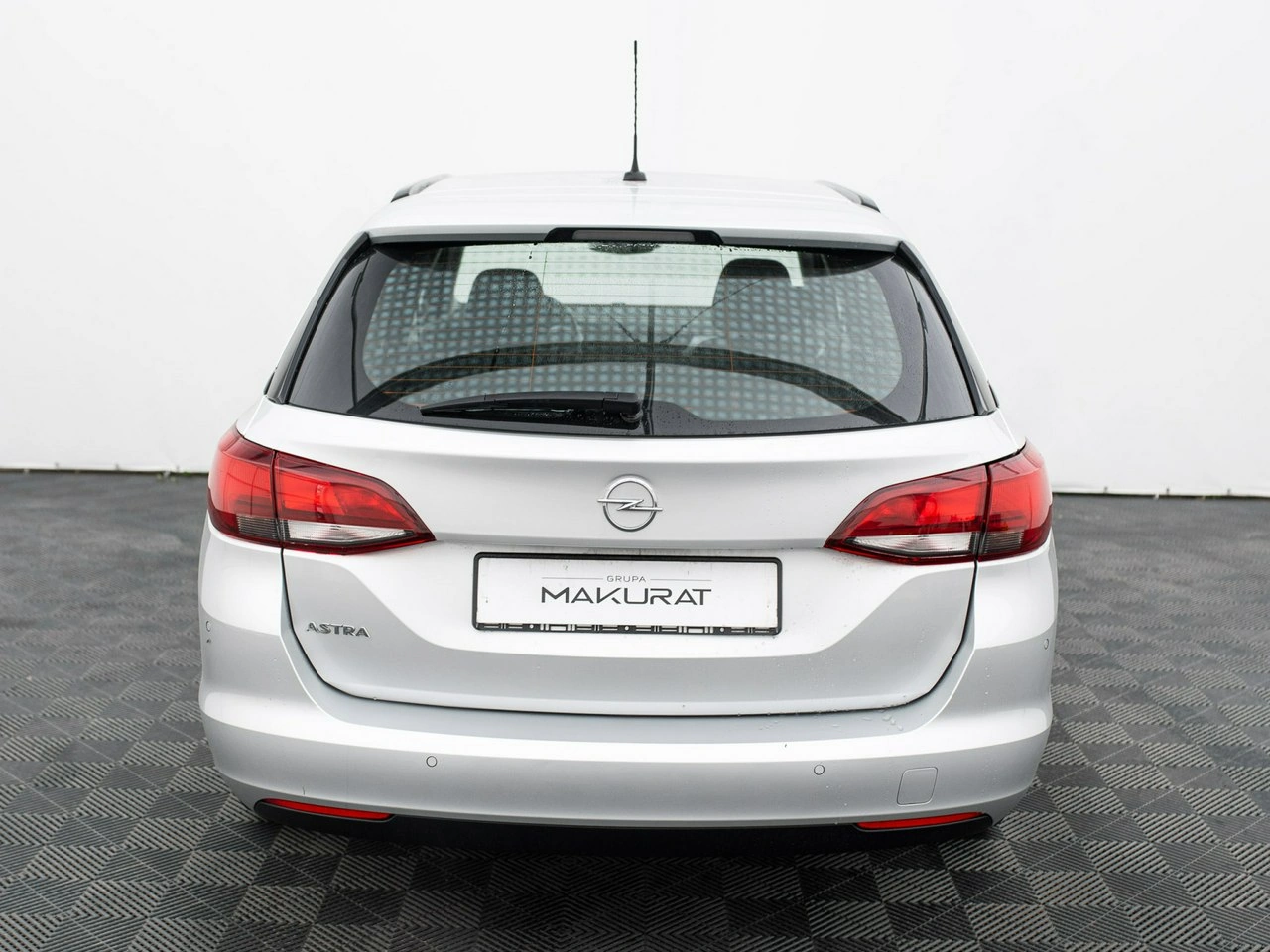 Opel Astra - Zdjęcie 8
