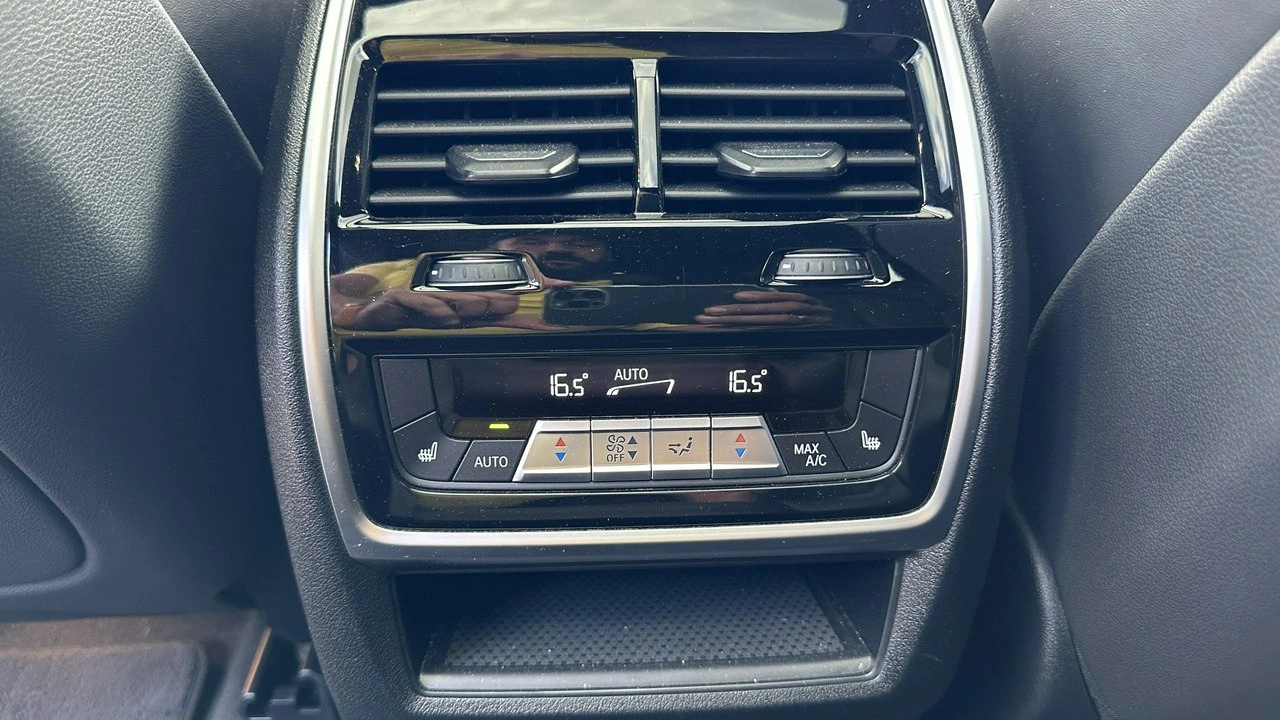 BMW X7 - Zdjęcie 27