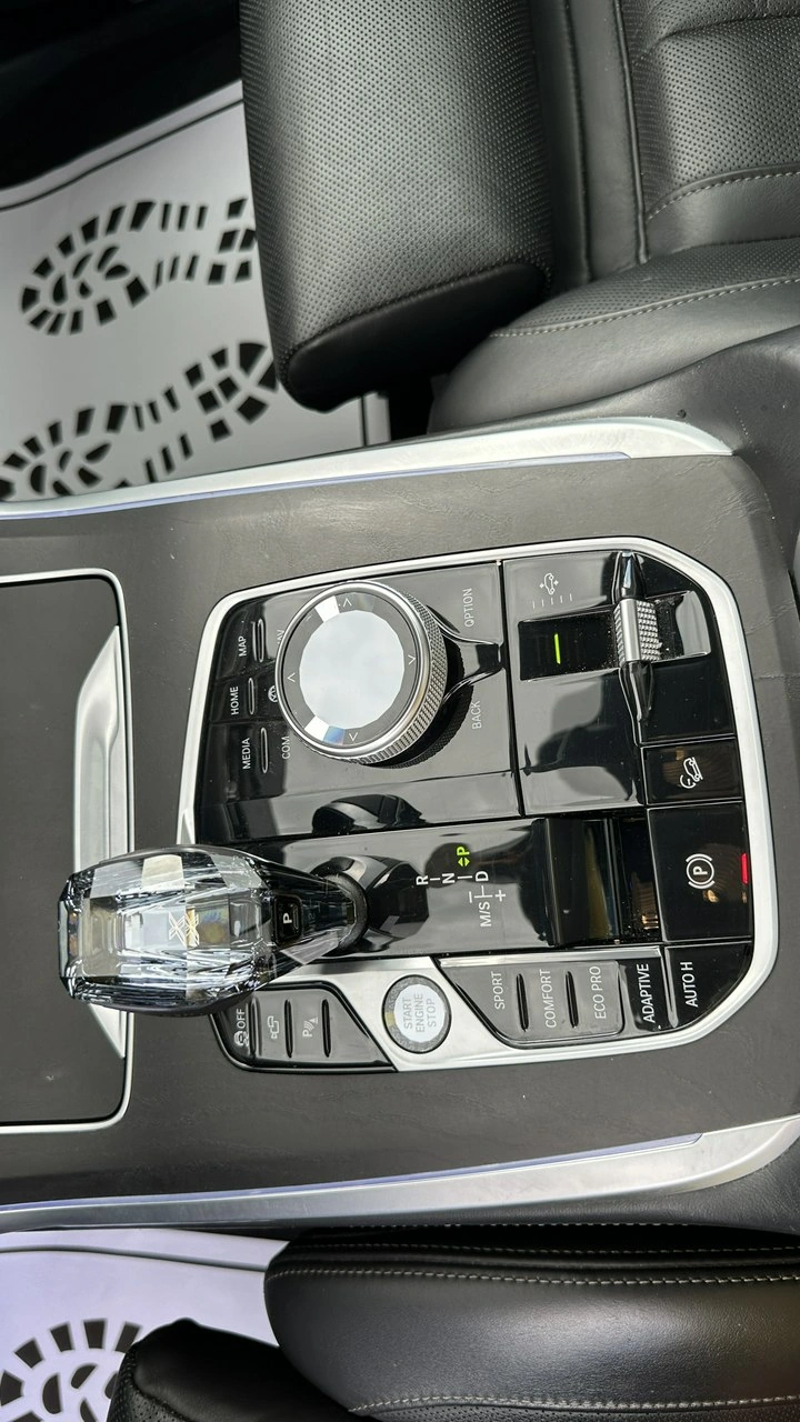 BMW X7 - Zdjęcie 32