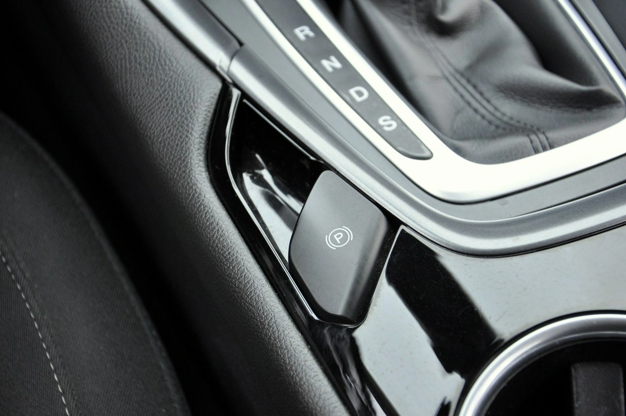 Ford Mondeo - Zdjęcie 19