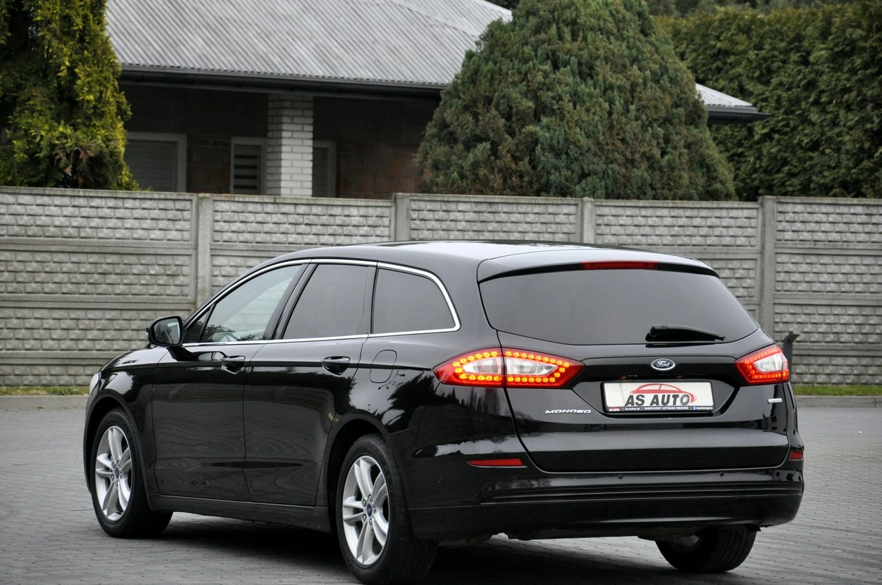 Ford Mondeo - Zdjęcie 36