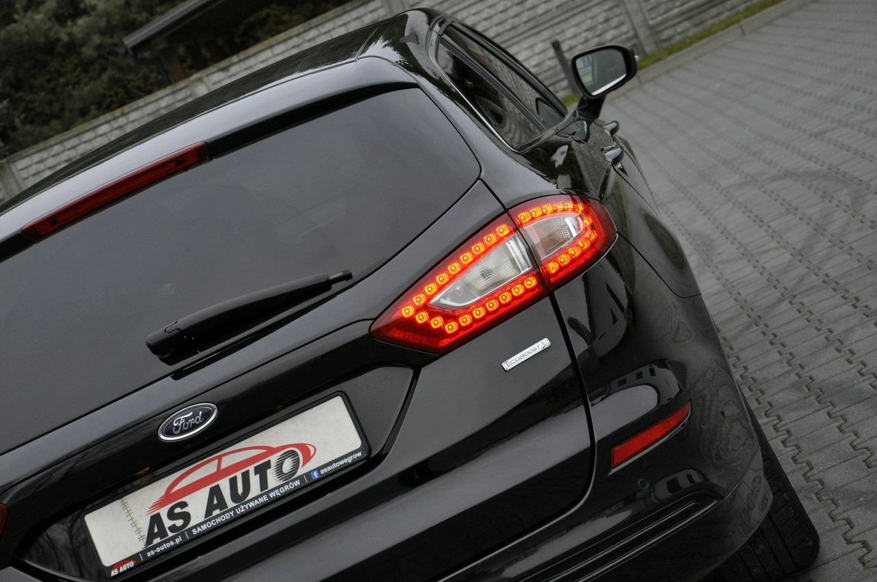Ford Mondeo - Zdjęcie 40