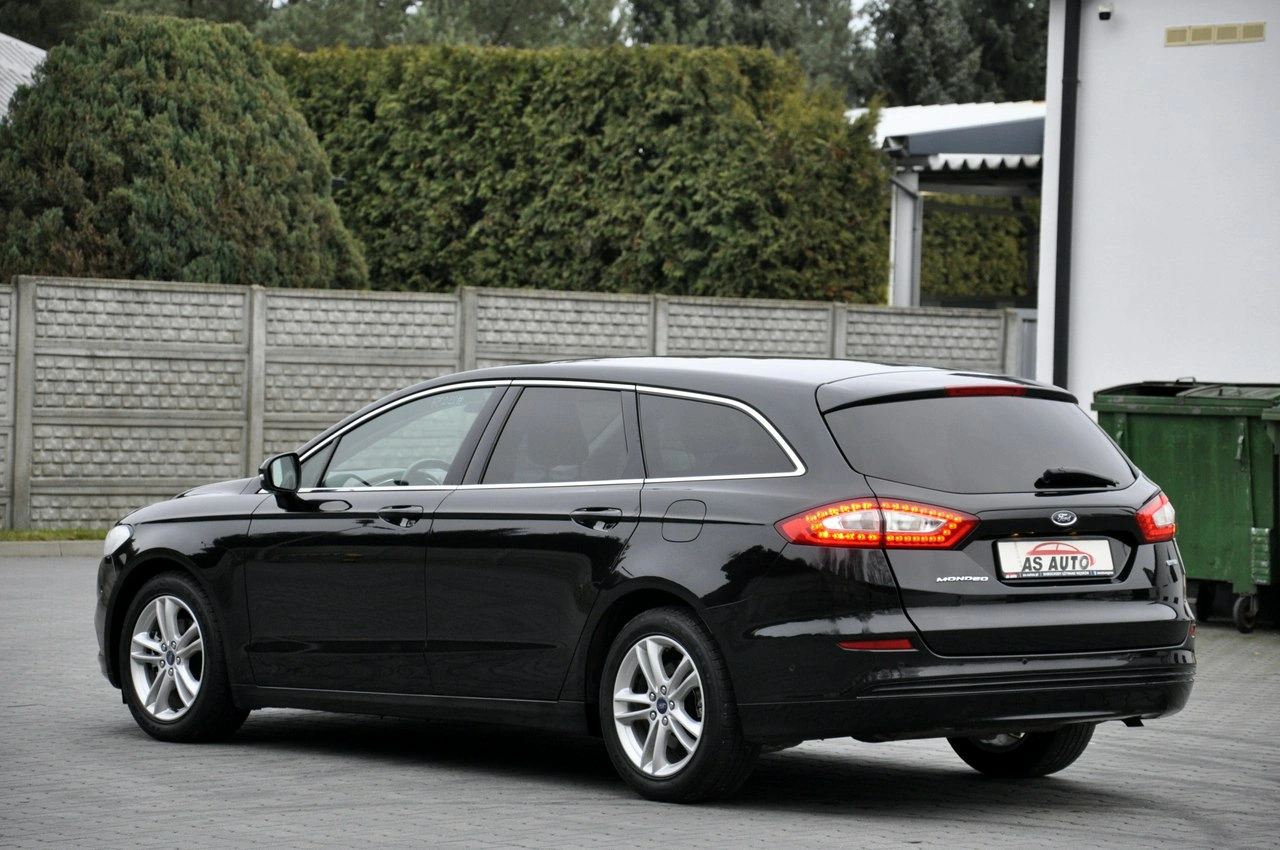 Ford Mondeo - Zdjęcie 41