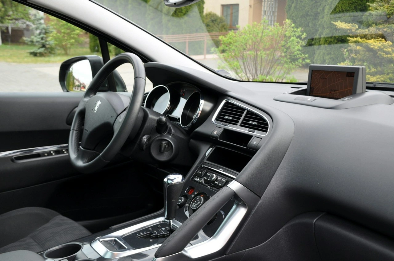Peugeot 3008 - Zdjęcie 17