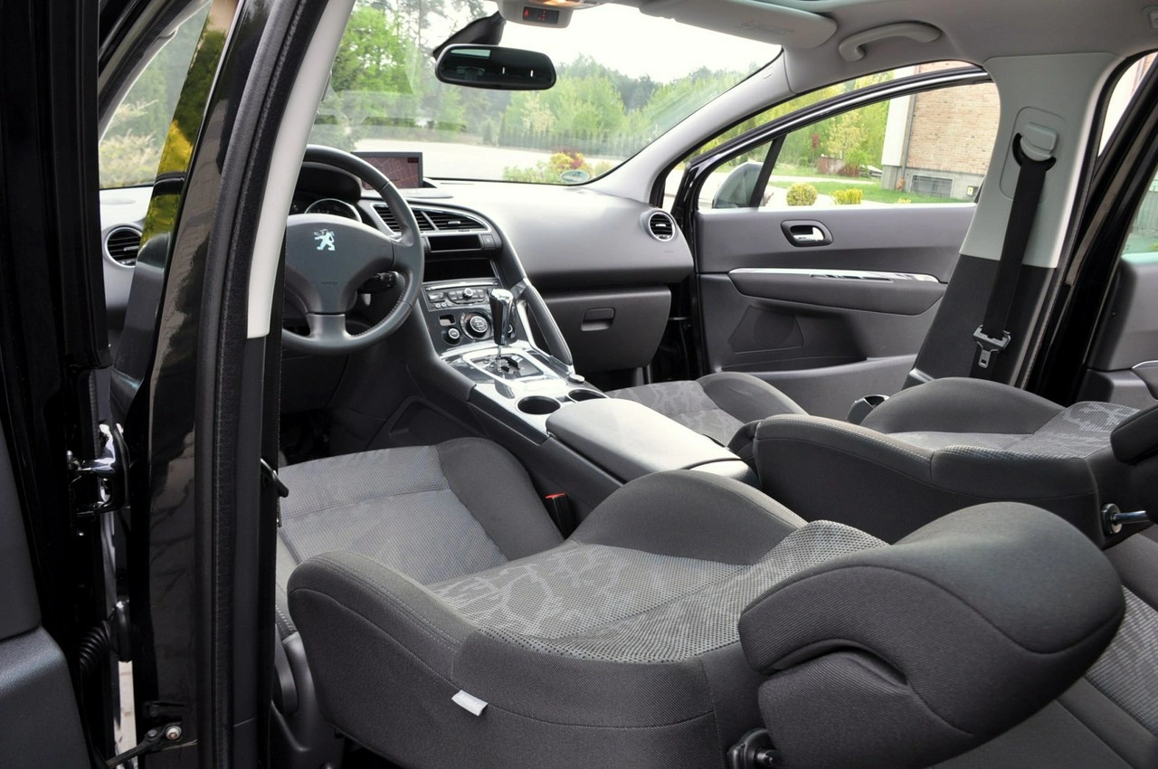Peugeot 3008 - Zdjęcie 27