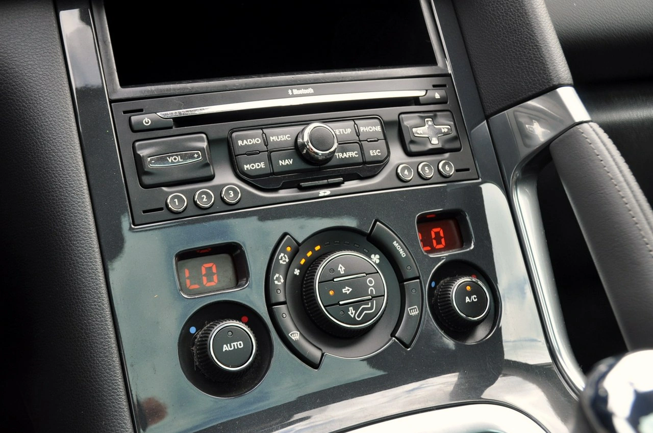 Peugeot 3008 - Zdjęcie 33