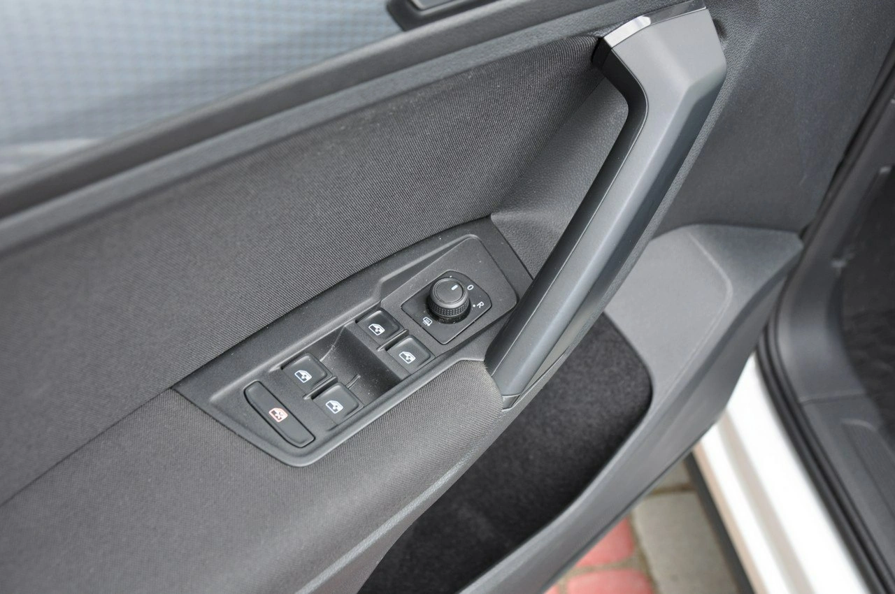 Volkswagen Tiguan - Zdjęcie 10
