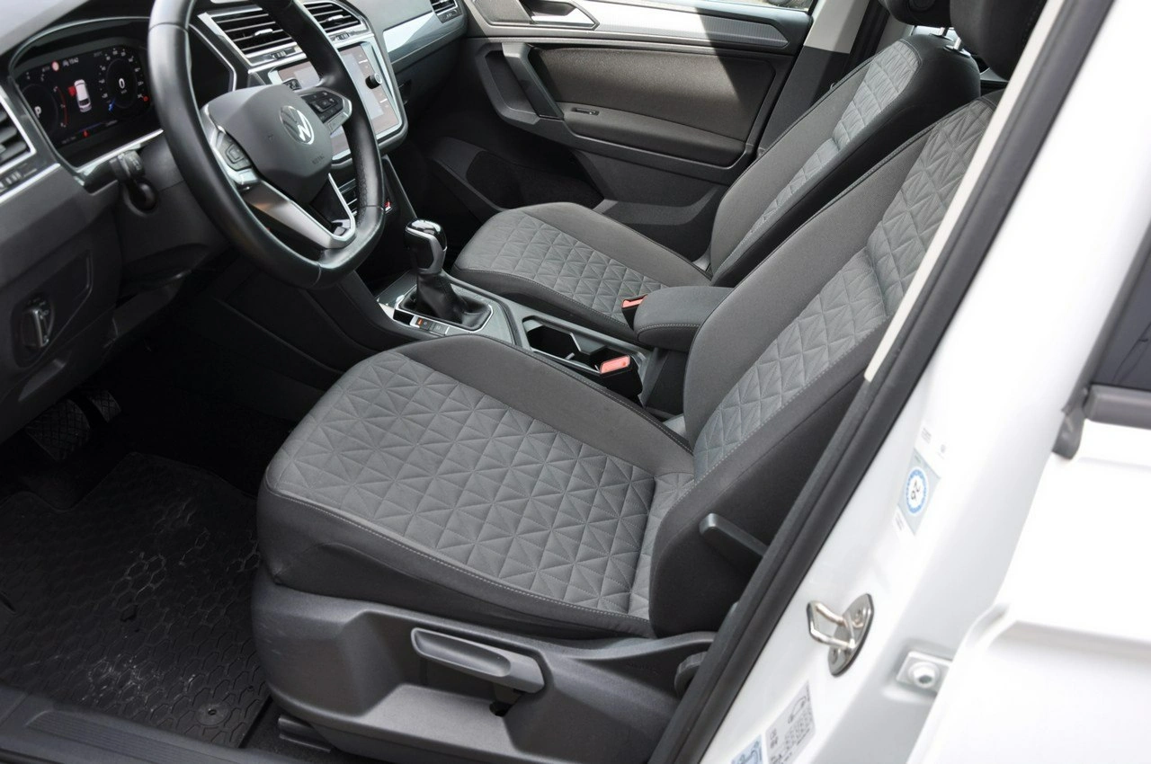 Volkswagen Tiguan - Zdjęcie 11