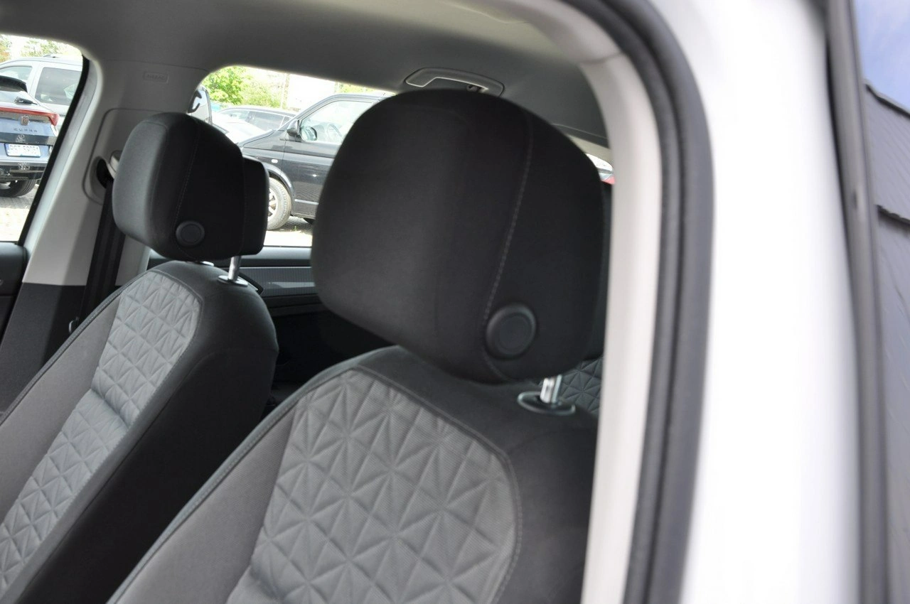 Volkswagen Tiguan - Zdjęcie 13