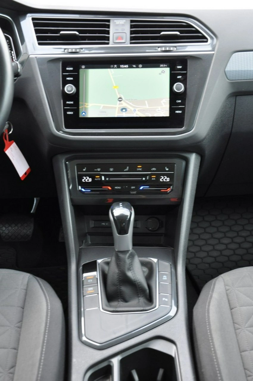 Volkswagen Tiguan - Zdjęcie 31