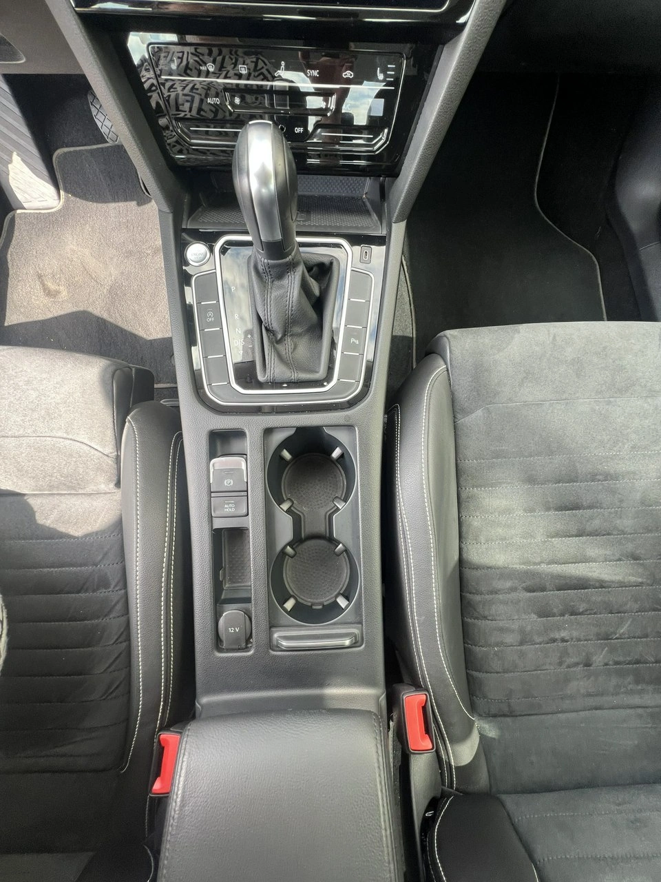 Volkswagen Passat - Zdjęcie 16