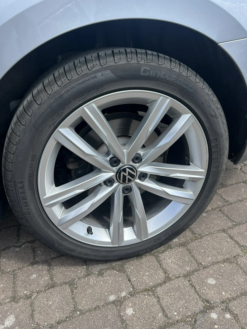 Volkswagen Passat - Zdjęcie 18