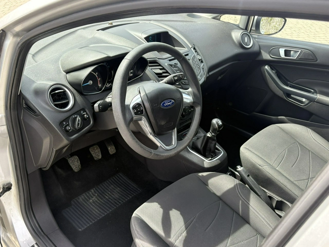 Ford Fiesta - Zdjęcie 8