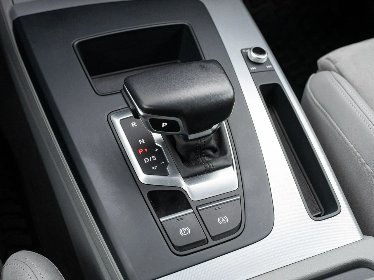 Audi Q5 - Zdjęcie 17