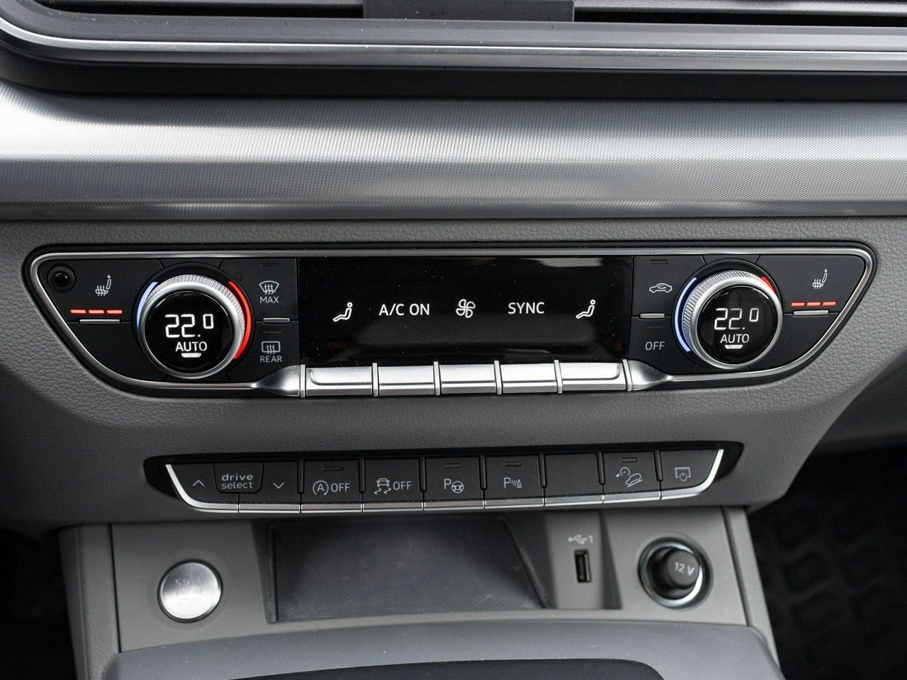 Audi Q5 - Zdjęcie 18