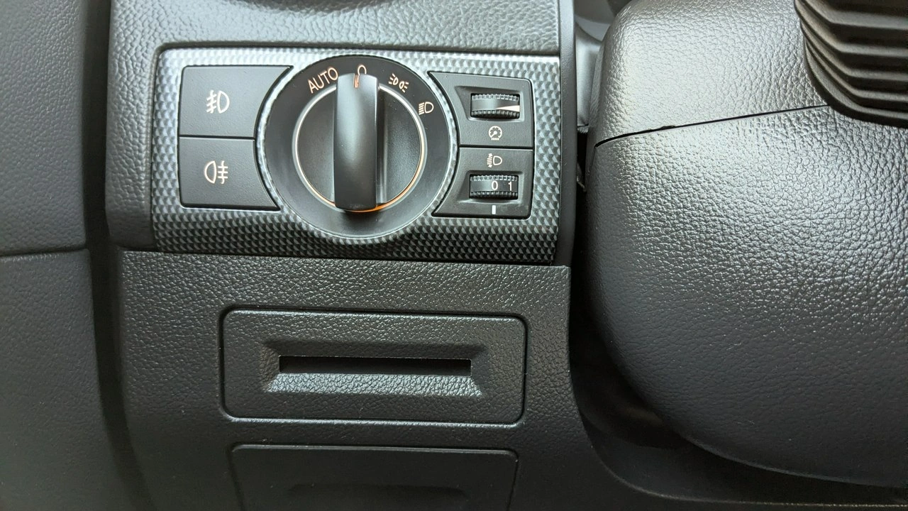 Opel Antara - Zdjęcie 25
