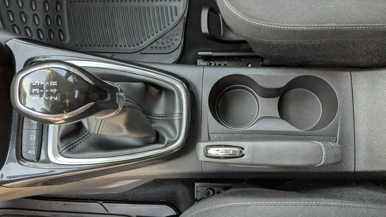 Opel Crossland X - Zdjęcie 32