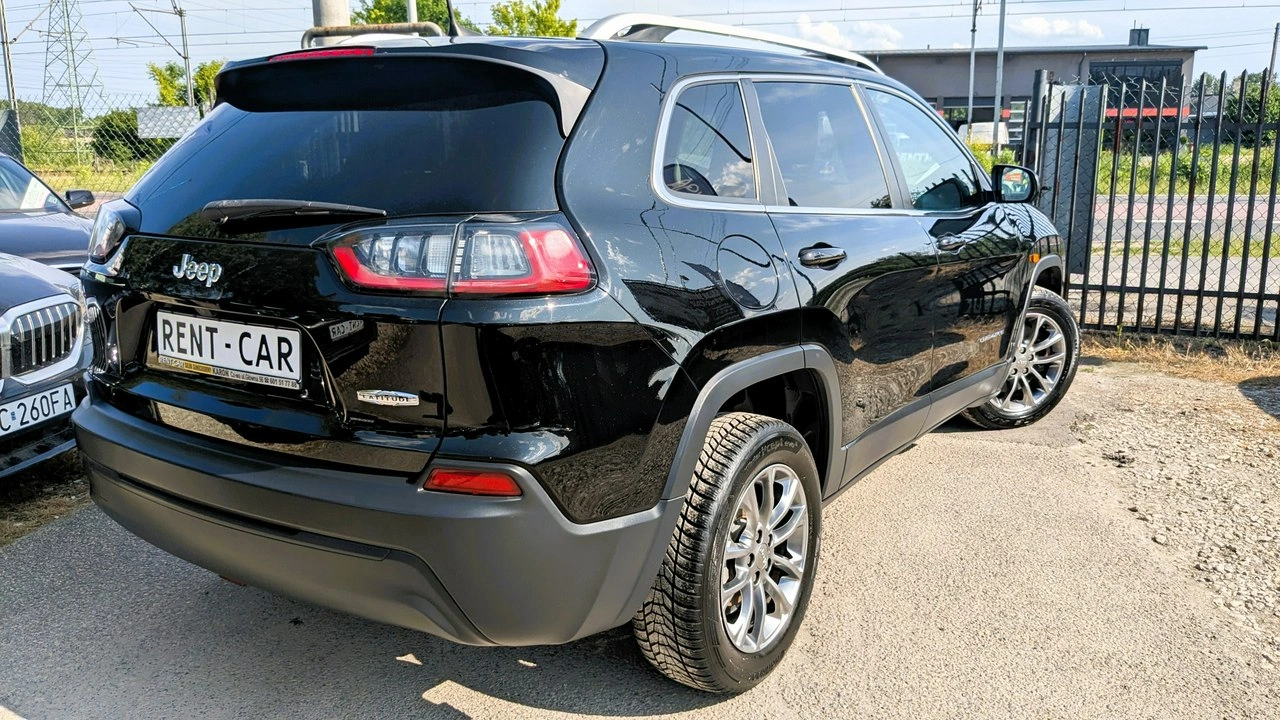 Jeep Cherokee - Zdjęcie 12