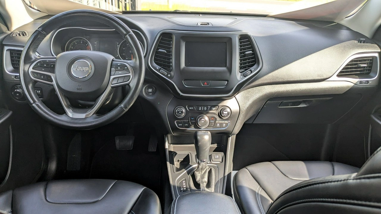 Jeep Cherokee - Zdjęcie 21