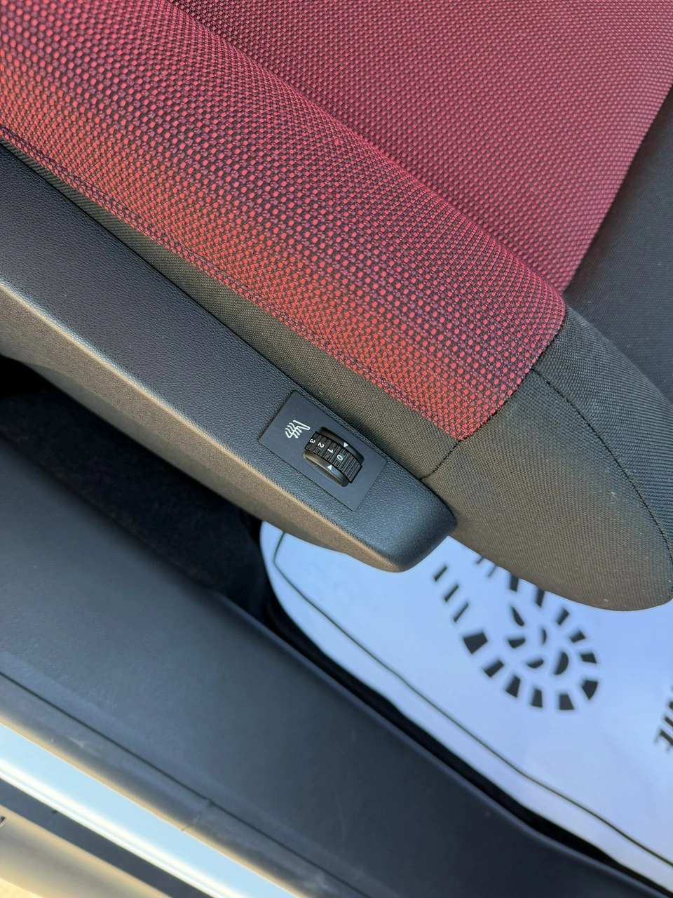 Citroën C4 Cactus - Zdjęcie 32