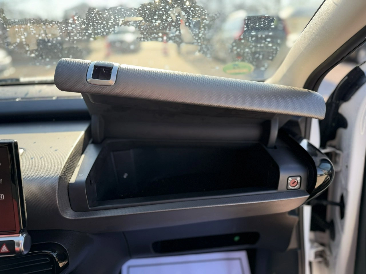 Citroën C4 Cactus - Zdjęcie 33