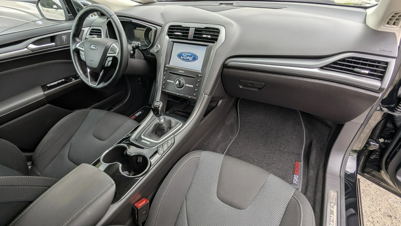 Ford Mondeo - Zdjęcie 19