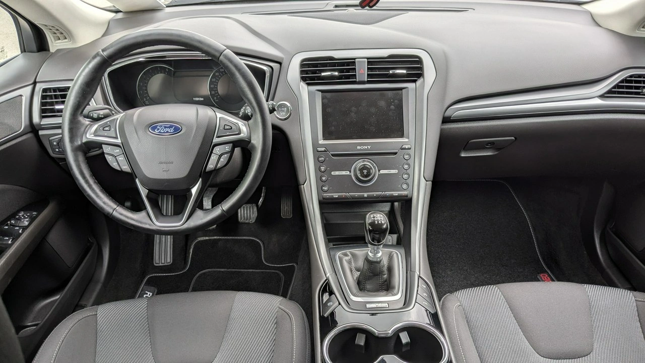 Ford Mondeo - Zdjęcie 24