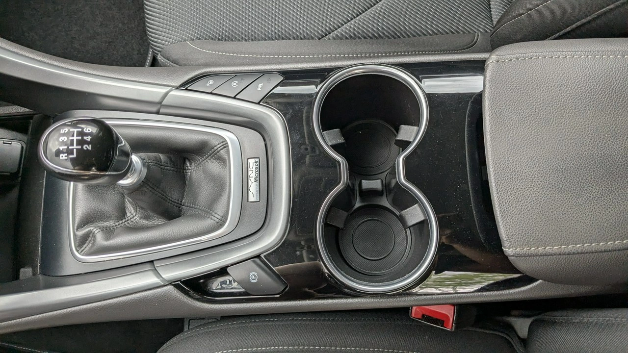 Ford Mondeo - Zdjęcie 28
