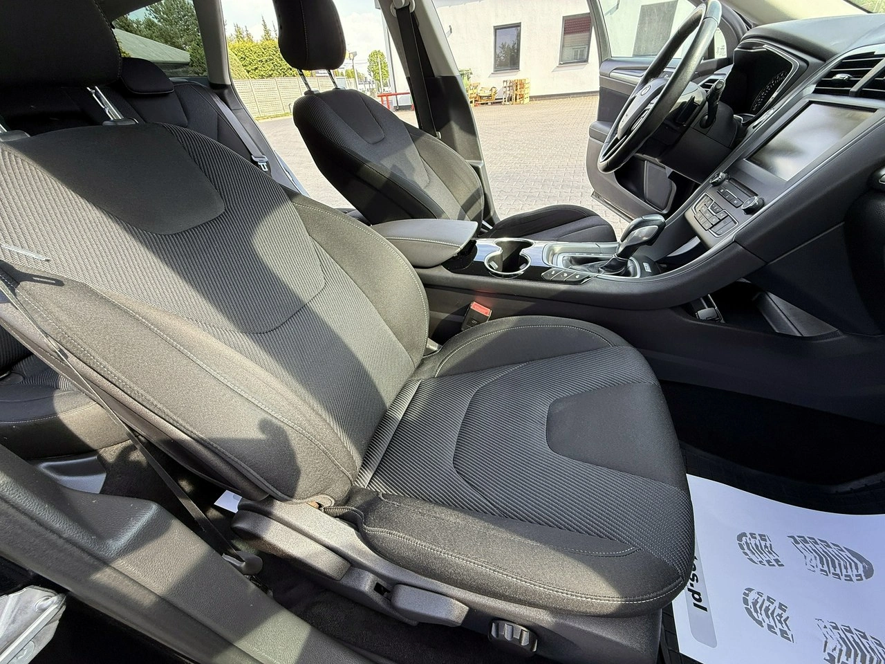 Ford Mondeo - Zdjęcie 20