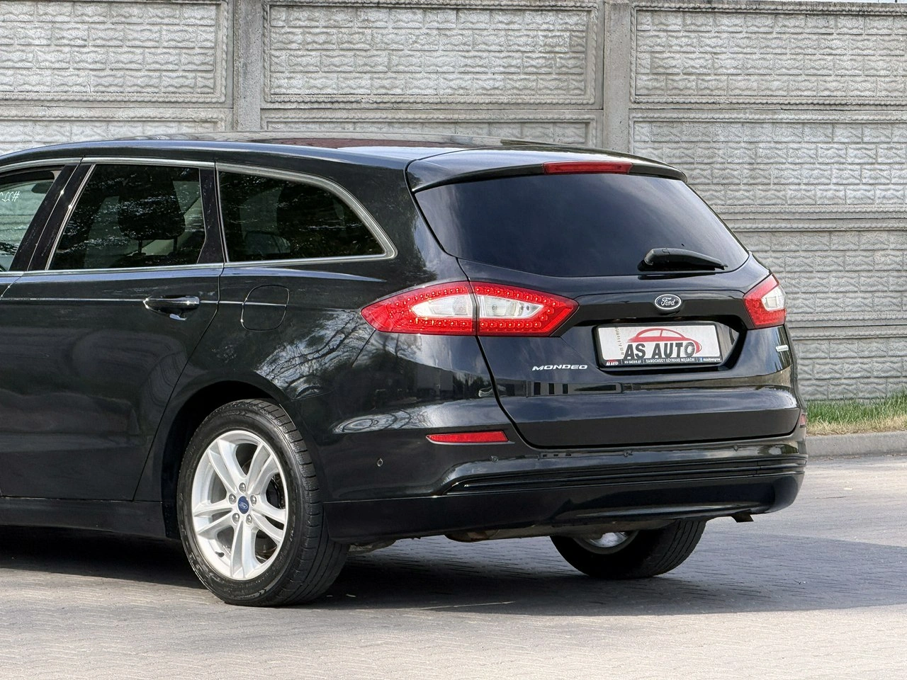Ford Mondeo - Zdjęcie 37