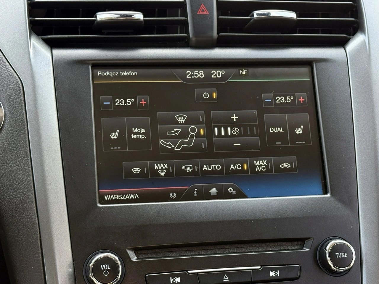 Ford Mondeo - Zdjęcie 52