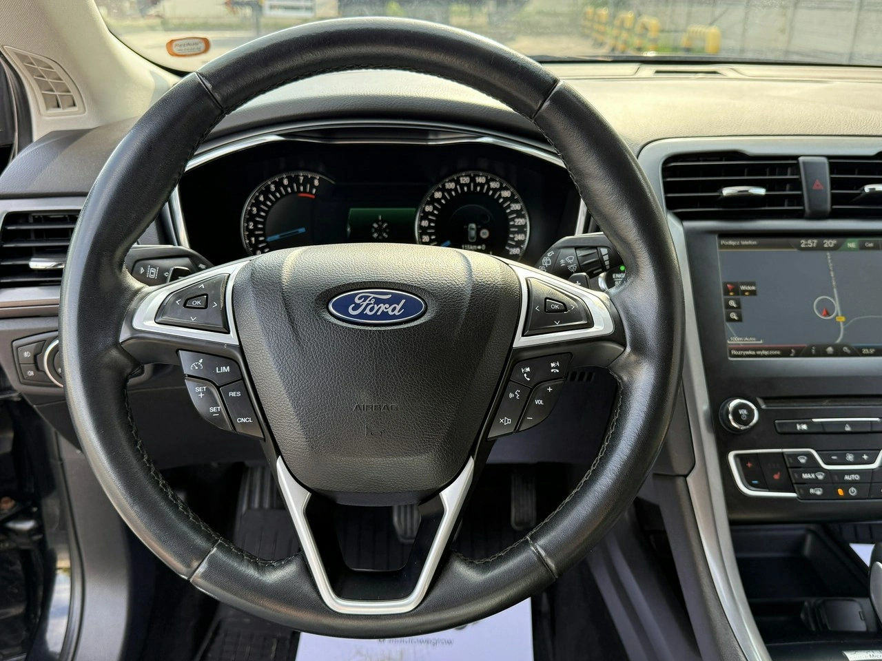 Ford Mondeo - Zdjęcie 8