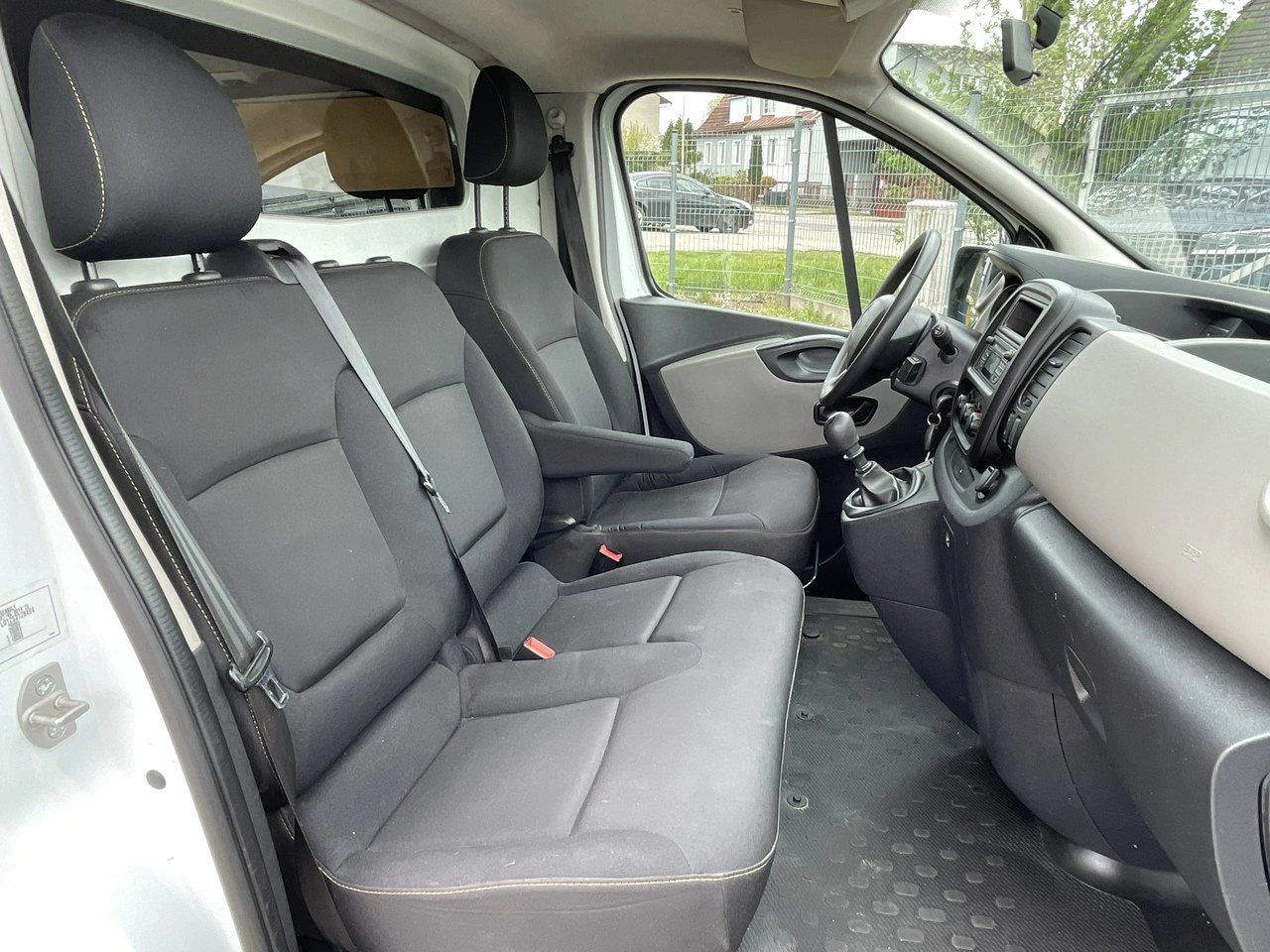Renault Trafic - Zdjęcie 9