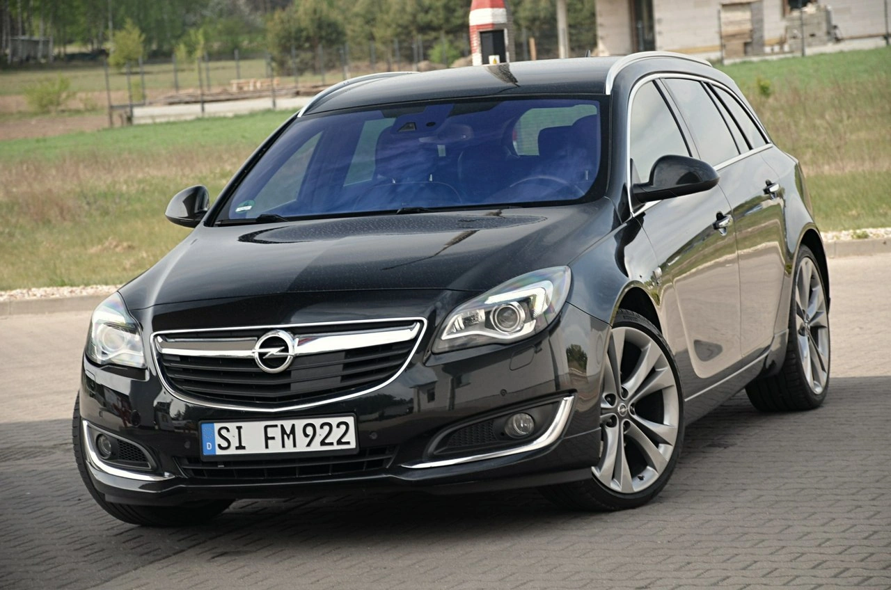 Opel Insignia Sports Tourer - Zdjęcie 3