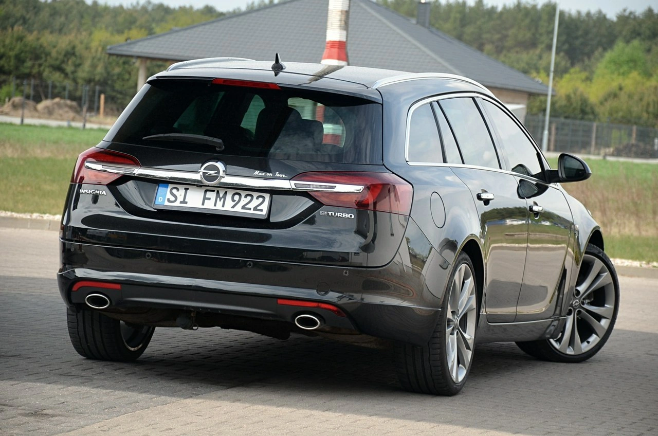 Opel Insignia Sports Tourer - Zdjęcie 6