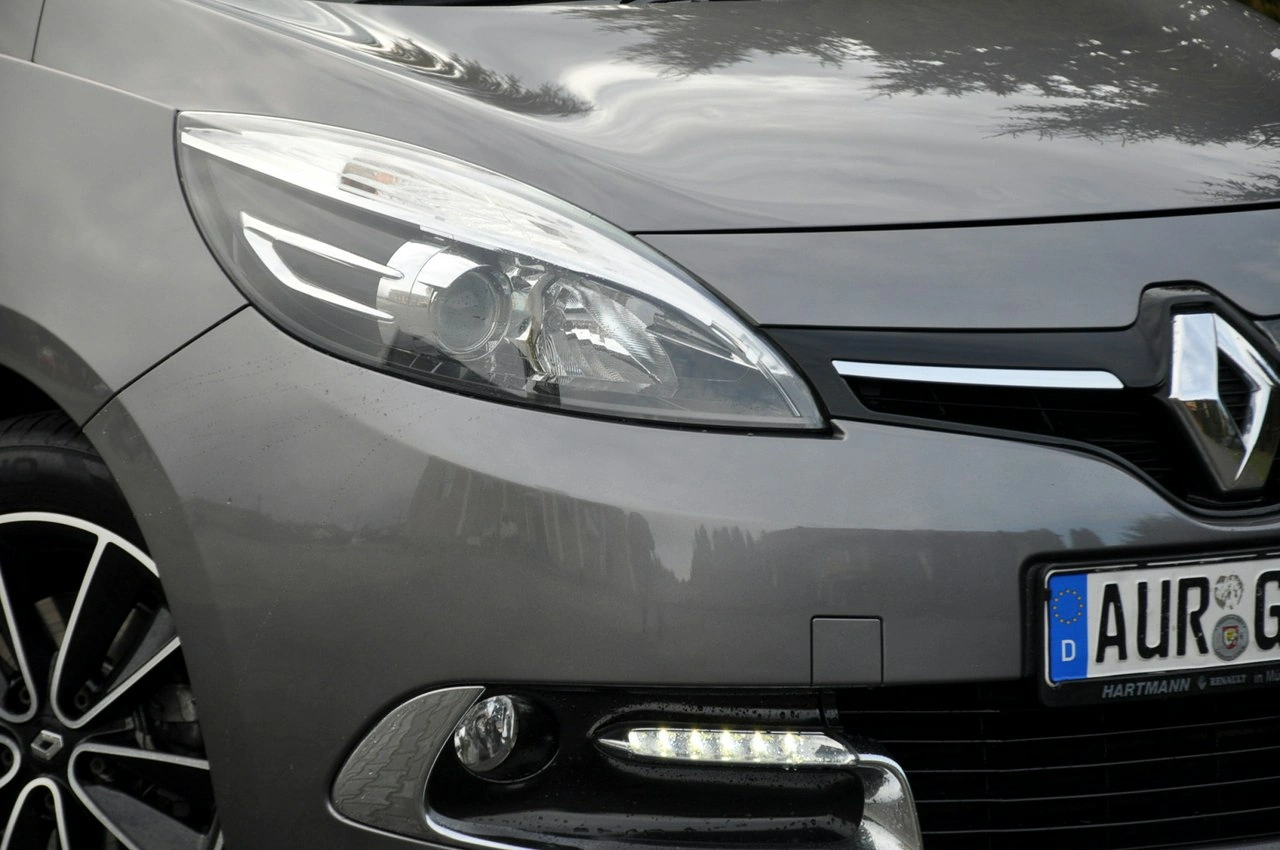 Renault Scenic - Zdjęcie 11
