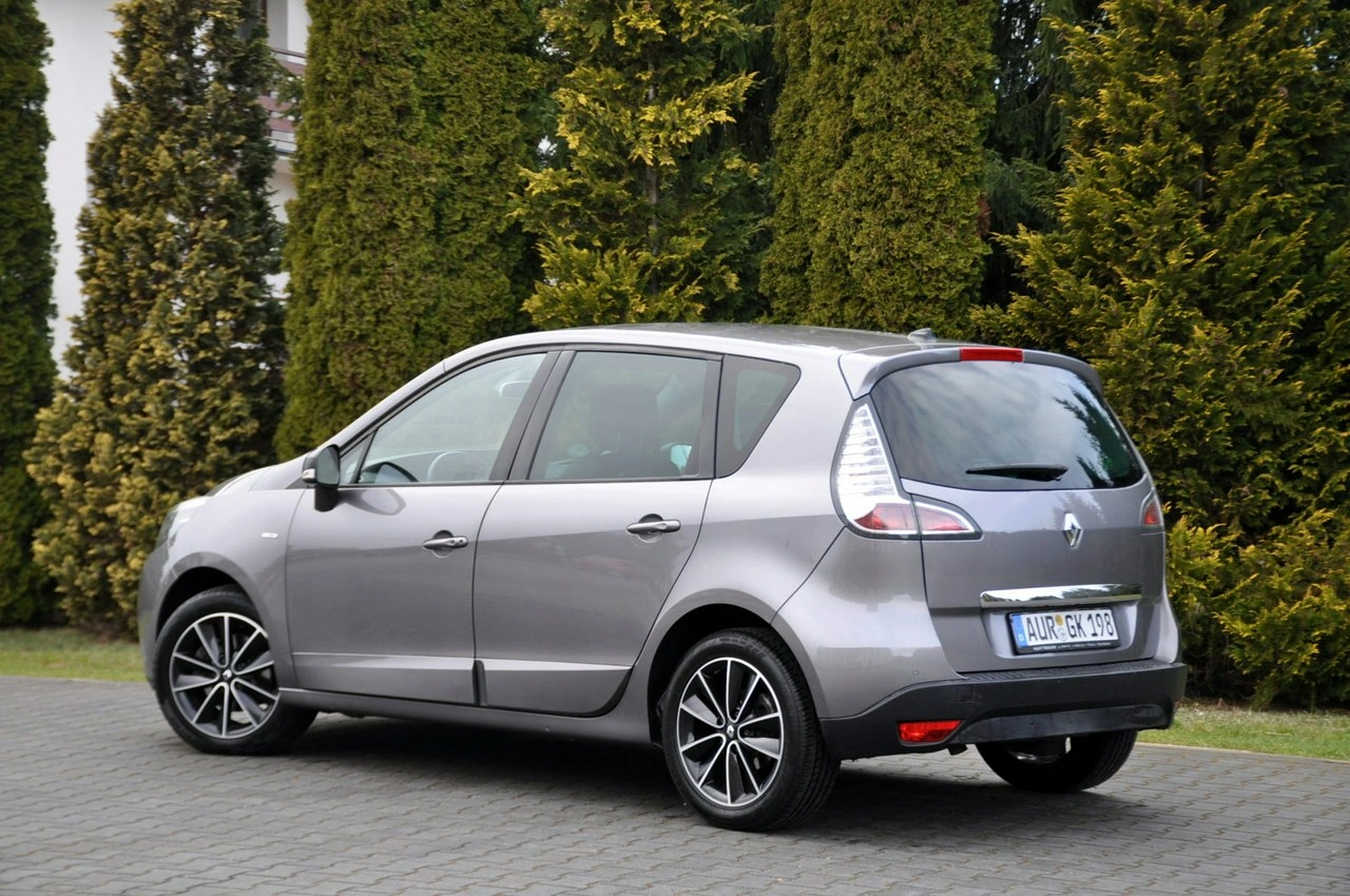 Renault Scenic - Zdjęcie 12