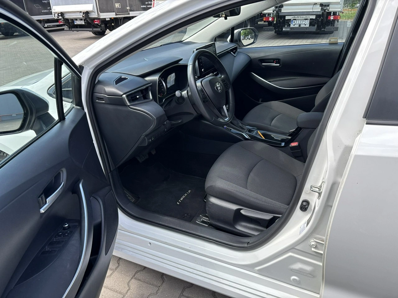 Toyota Corolla - Zdjęcie 9