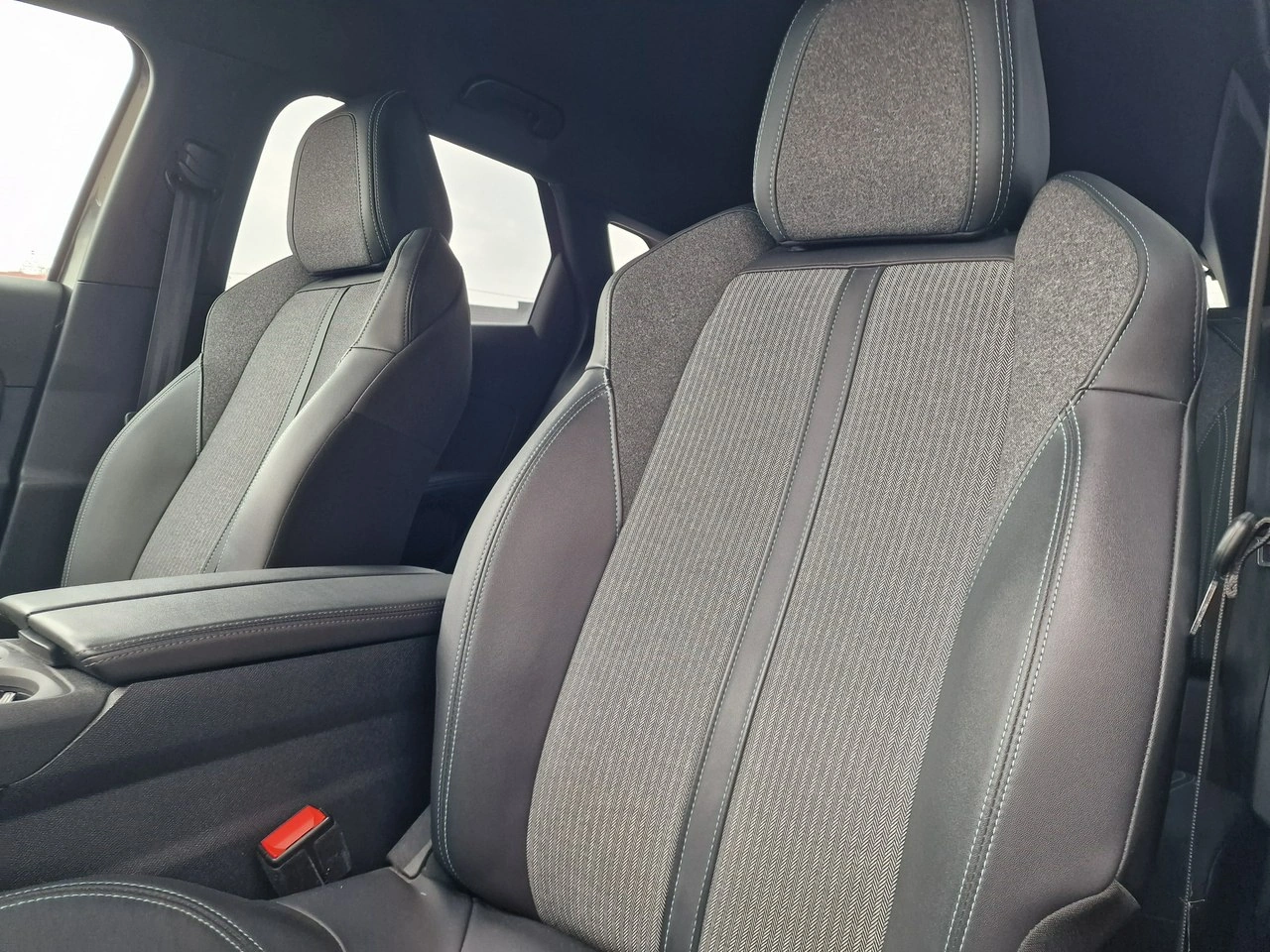 Peugeot 3008 - Zdjęcie 18