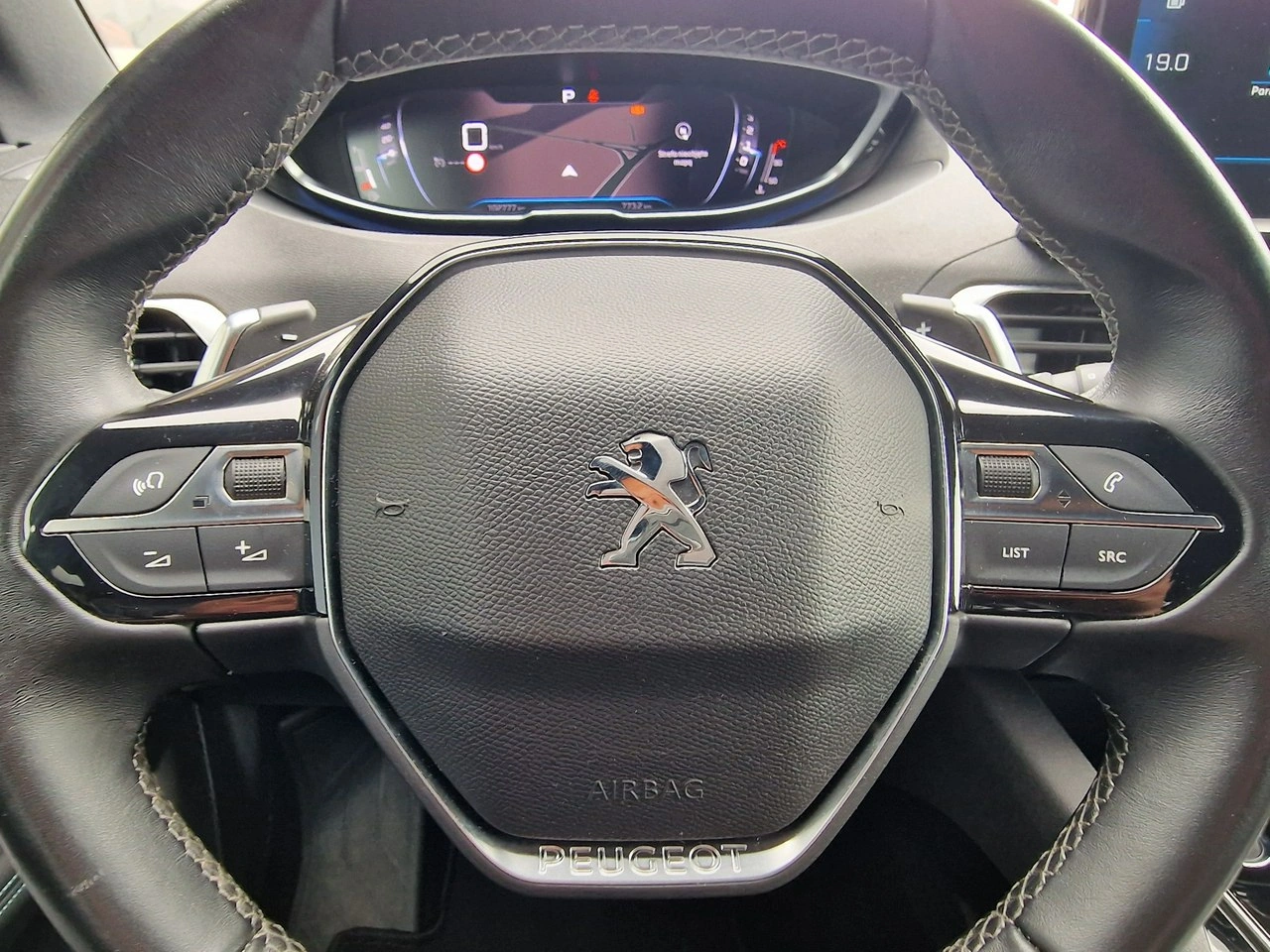 Peugeot 3008 - Zdjęcie 31